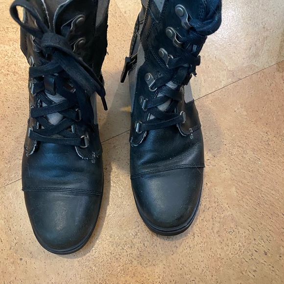 Sorel Major Carly combat boots - Picture 2 of 5